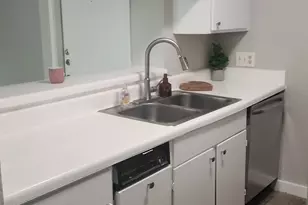 3025 Walnut Bend, Houston, TX 77042 - Photo 7