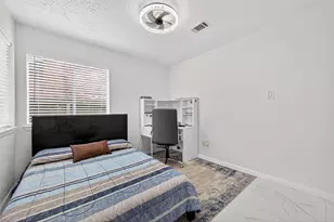 14310 Royal Hill Dr, Houston, TX 77083 - Photo 29