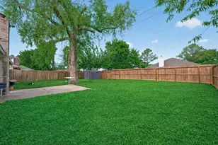 14310 Royal Hill Dr, Houston, TX 77083 - Photo 39