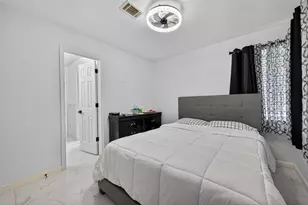 14310 Royal Hill Dr, Houston, TX 77083 - Photo 23