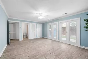 409 Detering St, Houston, TX 77007 - Photo 9