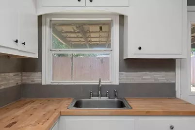 740 Westford Street, Houston, TX 77022 - Photo 7