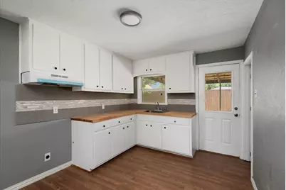 740 Westford Street, Houston, TX 77022 - Photo 9