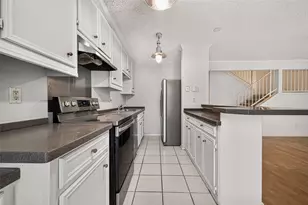 3502 Burlington St, Houston, TX 77006 - Photo 9