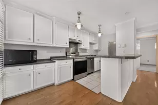 3502 Burlington St, Houston, TX 77006 - Photo 7