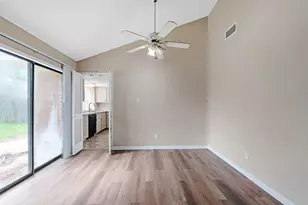 15806 Spring Forest Dr, Houston, TX 77059 - Photo 7