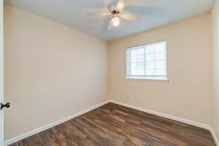 3307 E Heatherock Cir, Sugar Land, TX 77479 - Photo 7