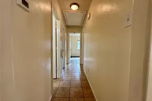 7271 Caracara Dr, Houston, TX 77040 - Photo 5