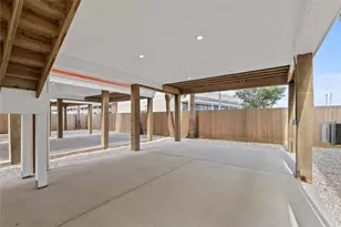 1104 62nd St, Galveston, TX 77551 - Photo 13