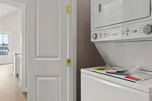 1104 62nd St, Galveston, TX 77551 - Photo 11