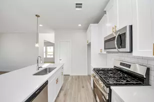 2415 Outpost Cyn Dr, Arcola, TX 77583 - Photo 11