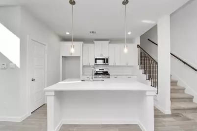 2415 Outpost Canyon Drive, Arcola, TX 77583 - Photo 7