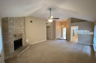 8646 Sunny Ridge Dr, Houston, TX 77095 - Photo 5