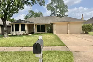 8646 Sunny Ridge Dr, Houston, TX 77095 - Photo 1