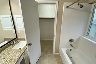 8646 Sunny Ridge Dr, Houston, TX 77095 - Photo 17