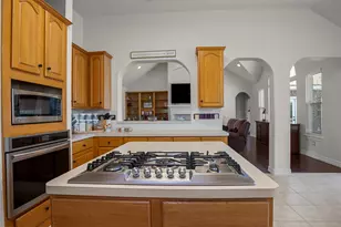 8015 Bayview Dr, Beach City, TX 77523 - Photo 15