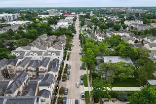 931 W 23rd St, Houston, TX 77008 - Photo 37