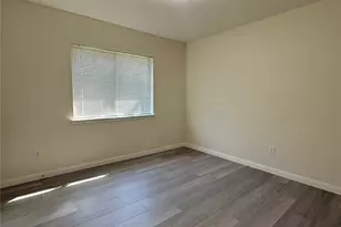 15102 Millers Run Ln, Sugar Land, TX 77498 - Photo 9