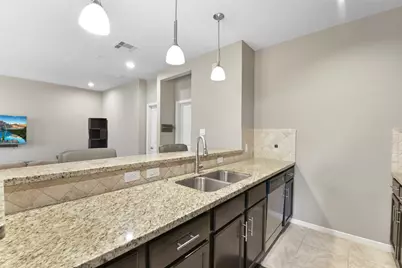 241 Lenox Street, Houston, TX 77011 - Photo 19