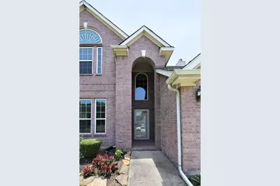 7818 Bighorn, Baytown, TX 77521 - Photo 3