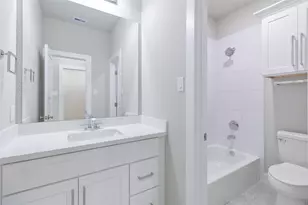 9101 Noel St, Houston, TX 77033 - Photo 13