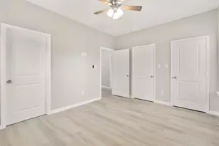 206 S Brownell St, La Porte, TX 77571 - Photo 13
