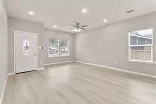 206 S Brownell St, La Porte, TX 77571 - Photo 5