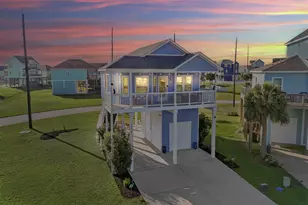 25011 San Simeon Ct, Galveston, TX 77554 - Photo 3