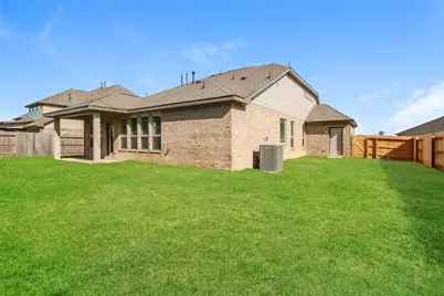 15122 Arlington Park Avenue, Mont Belvieu, TX 77523 - Photo 15