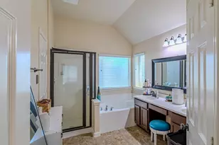 9014 Carriage Point Dr, Sugar Land, TX 77479 - Photo 29