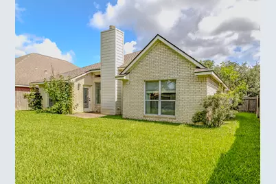 9014 Carriage Point Drive, Sugar Land, TX 77479 - Photo 37