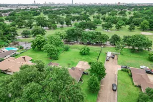 6407 Burning Tree Dr, Houston, TX 77036 - Photo 27
