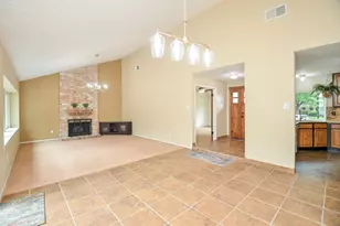 22810 John Rolfe Ln, Katy, TX 77449 - Photo 7
