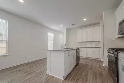 325 Maple Bark Trail, Conroe, TX 77378 - Photo 5