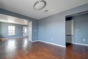 1402 51st St, Galveston, TX 77551 - Photo 15