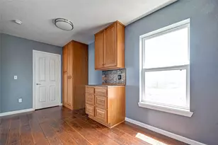 1402 51st St, Galveston, TX 77551 - Photo 21