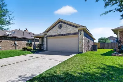 5950 Carpenters Hollow Court, Houston, TX 77049 - Photo 3