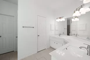 8107 Trophy Pl Dr, Humble, TX 77346 - Photo 11