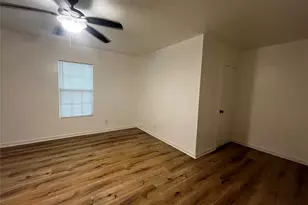 1018 N 2nd St, Baytown, TX 77520 - Photo 13