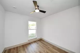 8610 Ardley Cir, Houston, TX 77088 - Photo 17