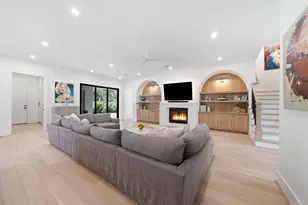 1030 Chamboard Ln, Houston, TX 77018 - Photo 7
