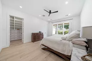 1030 Chamboard Ln, Houston, TX 77018 - Photo 33