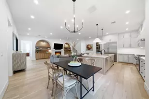 1030 Chamboard Ln, Houston, TX 77018 - Photo 11