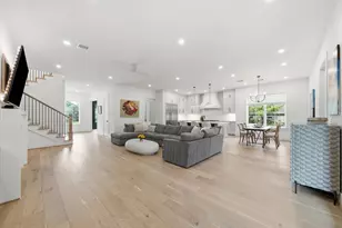 1030 Chamboard Ln, Houston, TX 77018 - Photo 9