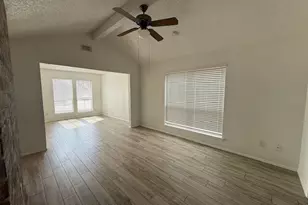 3323 Big Horn Ct, Sugar Land, TX 77478 - Photo 3