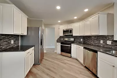 19526 Rocky Bank Drive, Tomball, TX 77375 - Photo 3