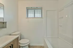 11050 Vailview Dr, Houston, TX 77016 - Photo 15