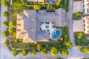 19 Cape Harbour Pl, The Woodlands, TX 77380 - Photo 3