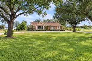 1103 County Rd 281, Alvin, TX 77511 - Photo 1