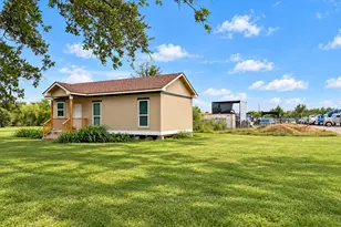 1103 County Rd 281, Alvin, TX 77511 - Photo 23